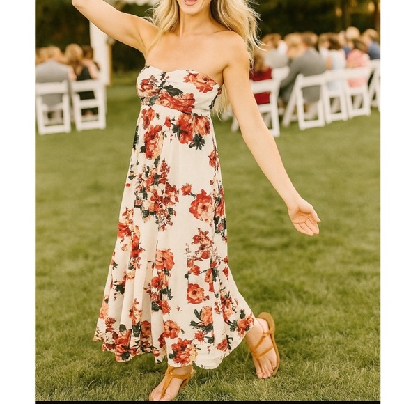 Love Stitch Floral Pink Red Strapless Maxi Dress size small NWT - Picture 2 of 11